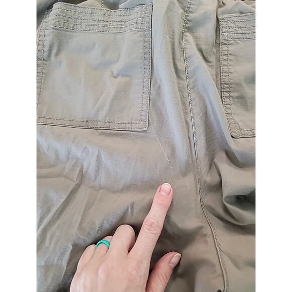 Chico’s Size 1.5 M Breen Cotton Pants Snap Roll Up Capri Casual GUC - Picture 9 of 9